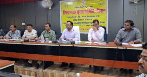 DM is strict about road safety in Siwan