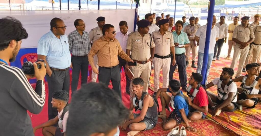 Inspection of home guards at Rajendra Stadium Siwan